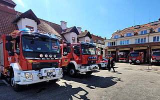 Nowe pojazdy trafiły do strażaków. Dwa z nich to nagroda za „obywatelską postawę” podczas wyborów